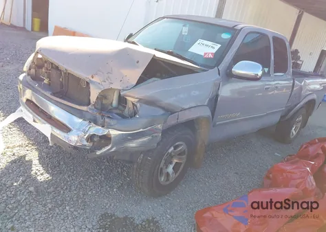 2000 Toyota Tundra Sr5 V8 z USA, uszkodzony, nr VIN 5TBBT4415YS002435